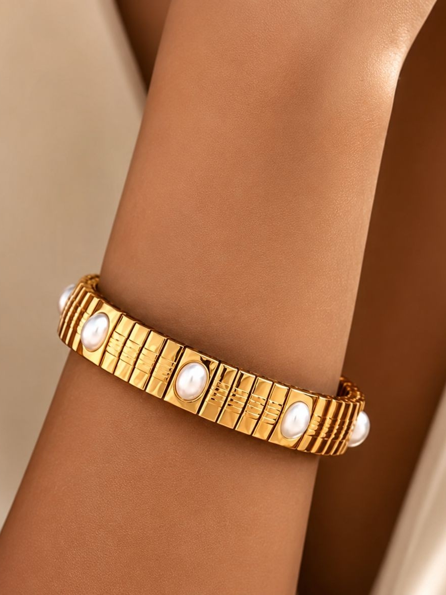 Gold Stretch Bracelet With Cream Pearl Accents